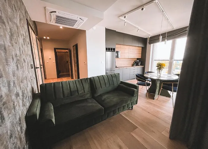 דירה Apartament קטוביץ
